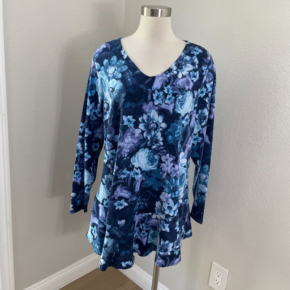Isaac Mizrahi Live Womens Plus 1X Floral‎ V Neck Soft Stretch Tunic Top Blue